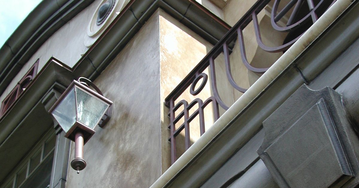 Stuc-O-Flex: Breathable Elastomeric Acrylic Finish